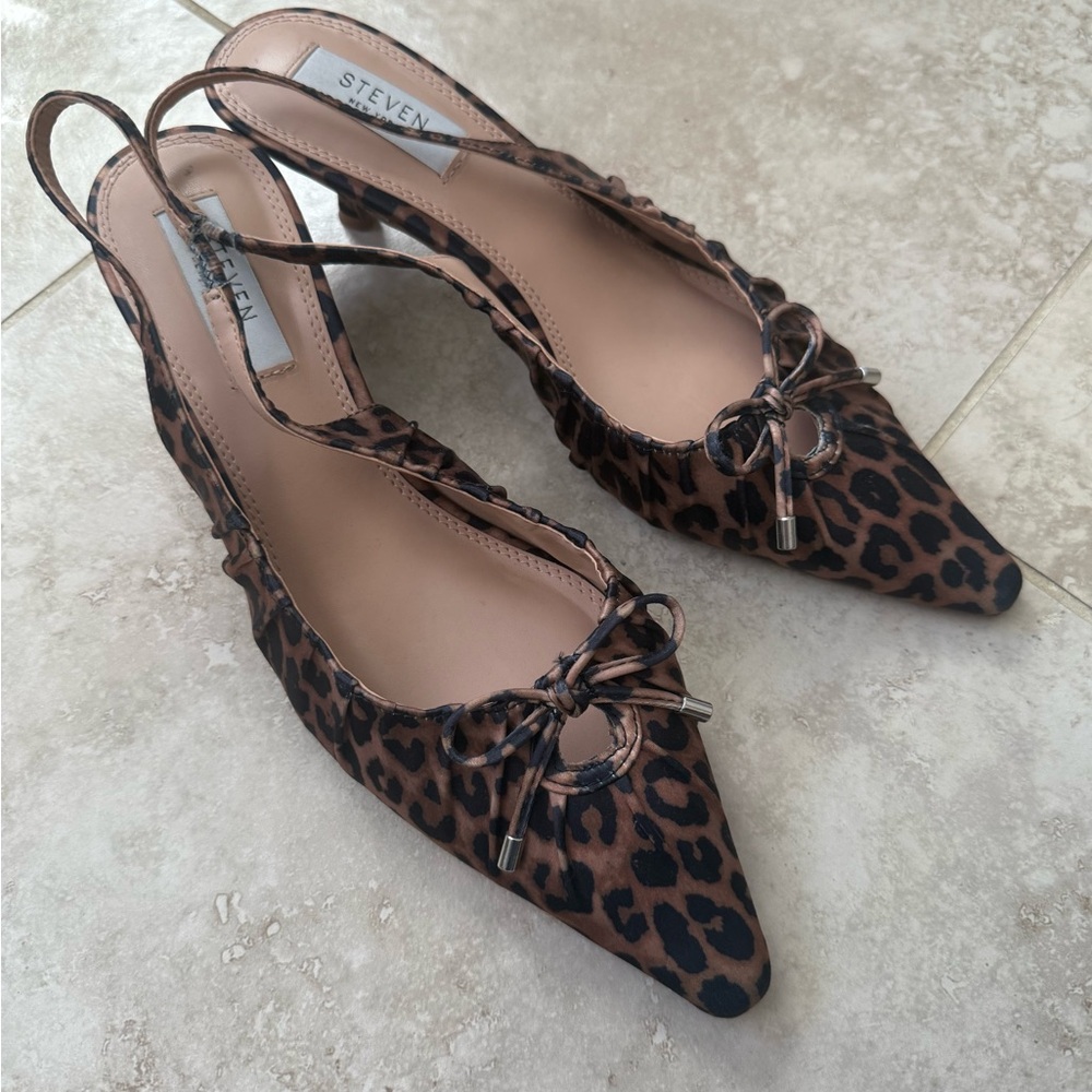 Steven by Steve Madden Brown Leopard Print Kitten Heels